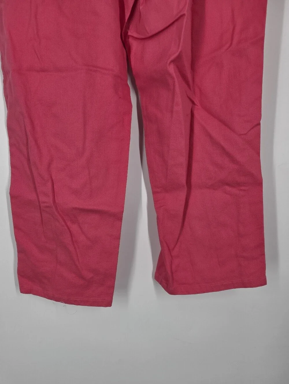 Susan Bristol Bright Pink Flat Front Straight Leg Trousers Pants Size 10 NWT
